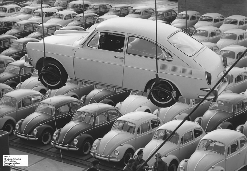 1967 VW Type 3 Fastback lifted aboard a ship at Emden for export with trim pieces stowed inside for transport